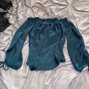 off the shoulder cute flowy top!